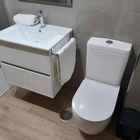 Gondolas Genova 3e Admer Apartment *